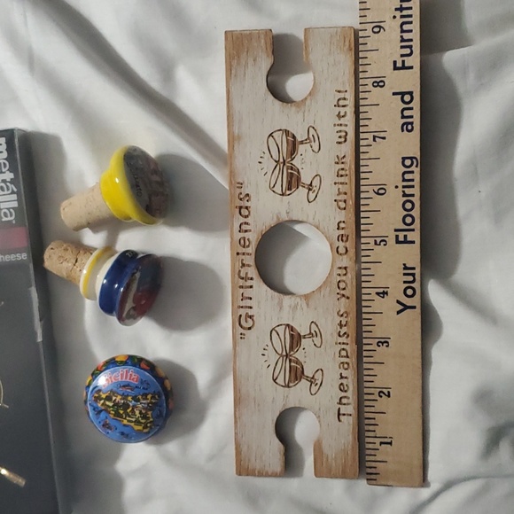 :* 6 Wine Glass Charms 3 scenic Italy porcelain Wine bottle corks & wine butler - Picture 11 of 12
